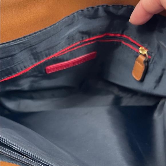 2.8.26 Tommy Hilfiger Quilted Green Tote with Brown Trim - Picture 11 of 13